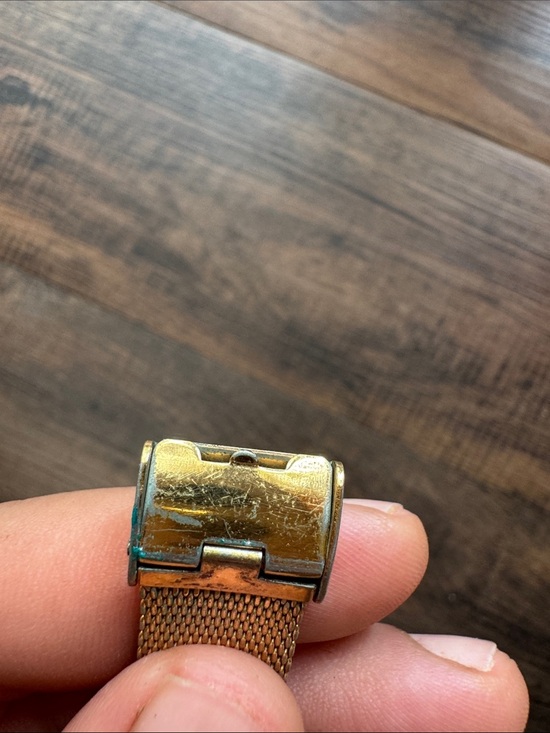 Vintage Waltham Gold-Tone Women’s Mesh Bracelet Watch main image 7